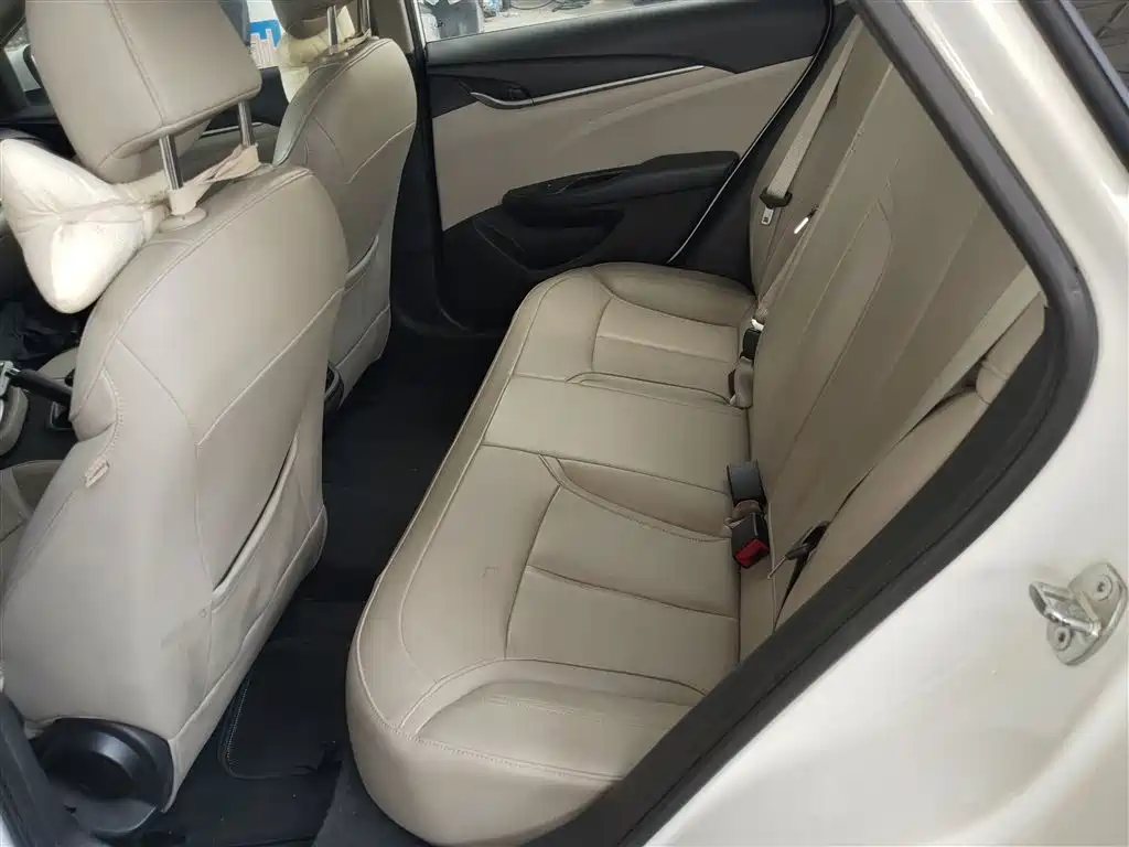 Yinglang 2019 15T dual-clutch interconnected elite model National VI купить на сайте DeffCars