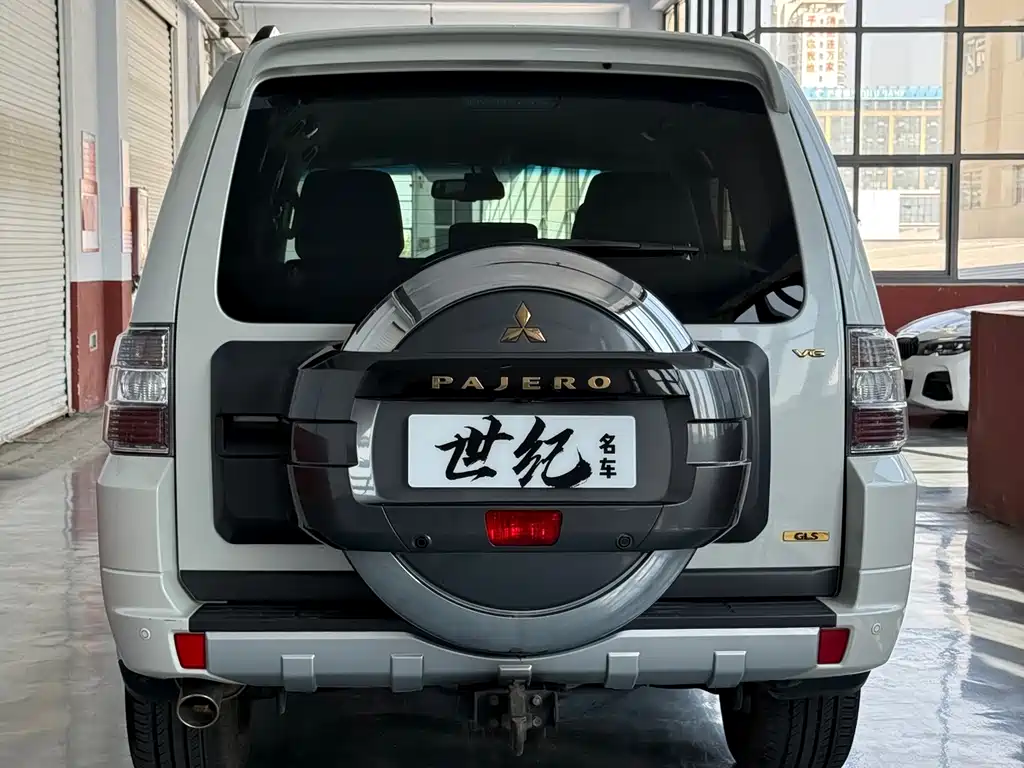 Pajero imported 2020 3.0L automatic premium version купить на сайте DeffCars