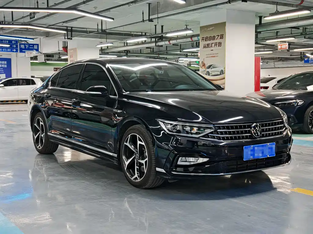 Magotan 2024 model 2 million public model 330TSI DSG luxury model купить на сайте DeffCars