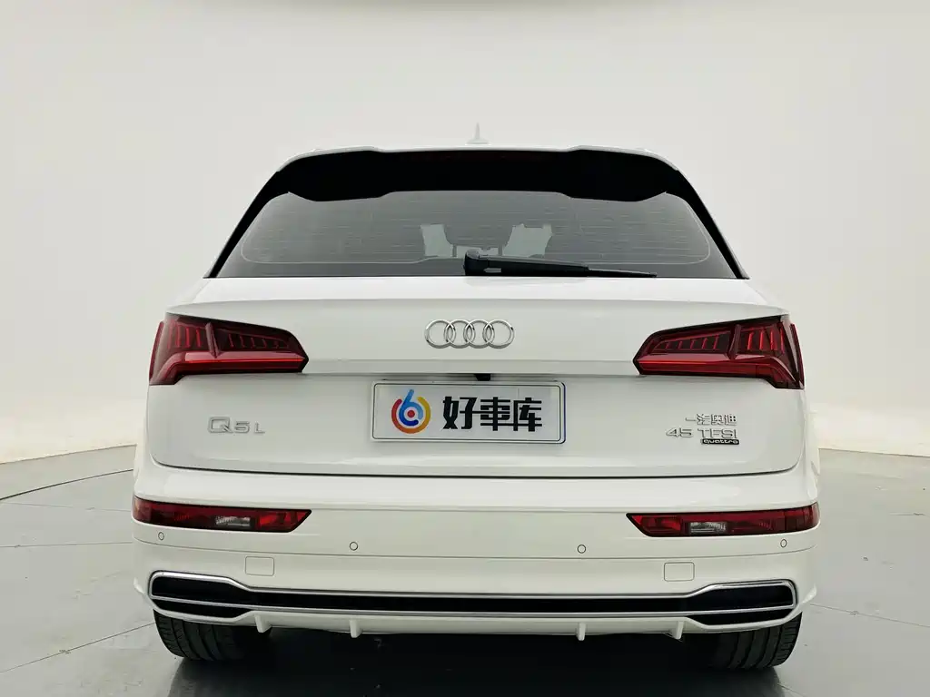 Audi Q5L 2020 45 TFSI exclusive and fashionable model купить на сайте DeffCars