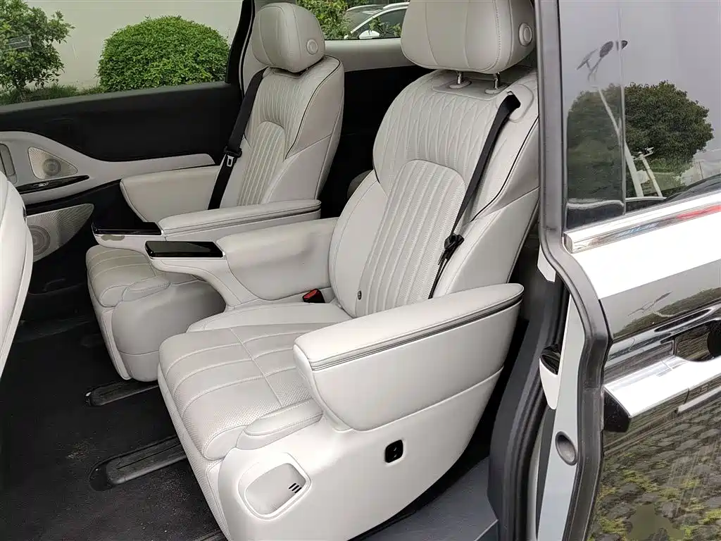 Lantu Dreamer 2025 PHEV four-wheel drive flagship Qiankun version купить на сайте DeffCars