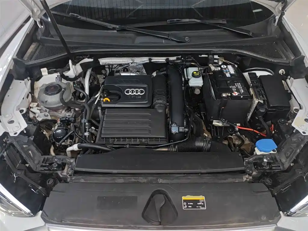 Audi Q3 2020 35 TFSI Fashionable and Dynamic купить на сайте DeffCars