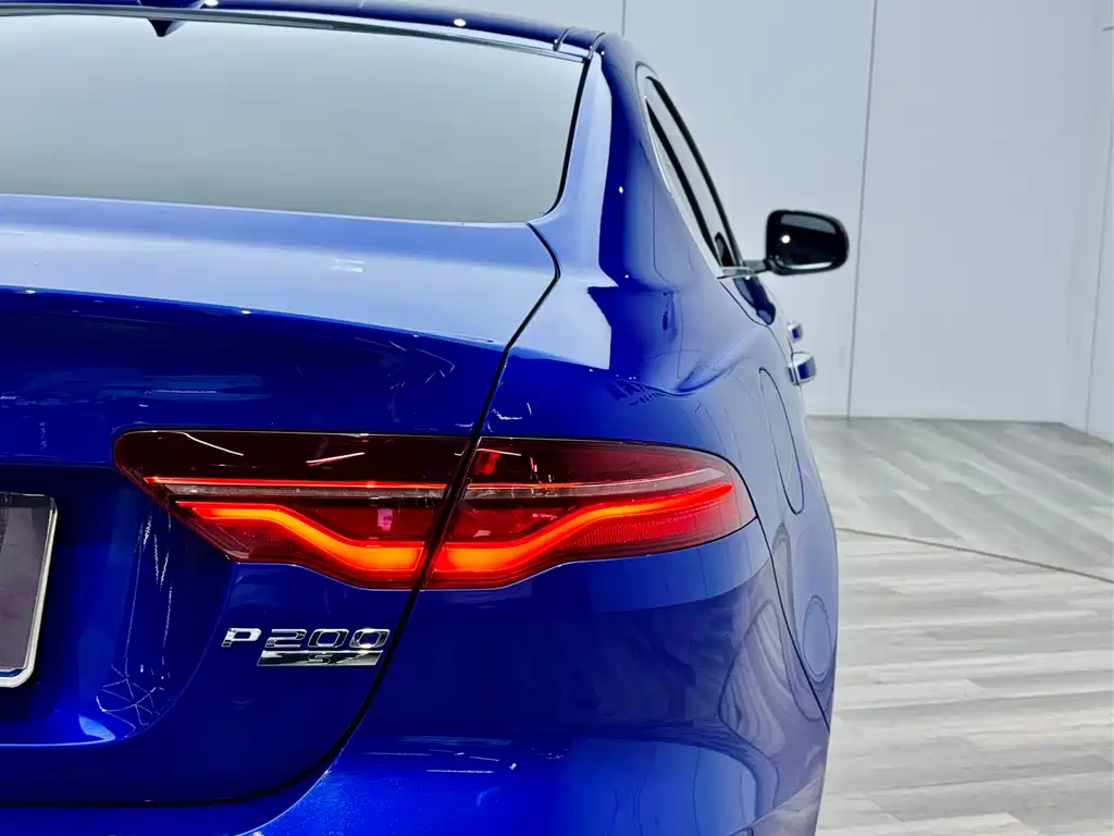 Jaguar XEL 2020 2.0T 200PS R-DYNAMIC S Advanced Sports Edition купить на сайте DeffCars