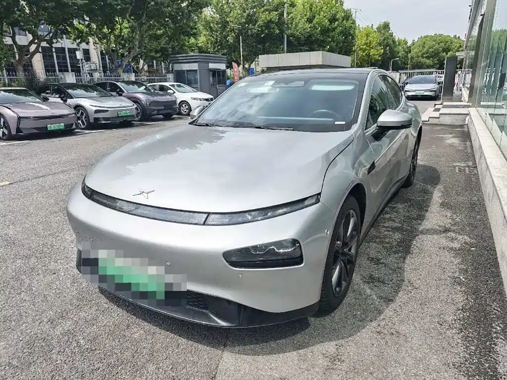 XPeng P7 2020 Model 670E купить на сайте DeffCars