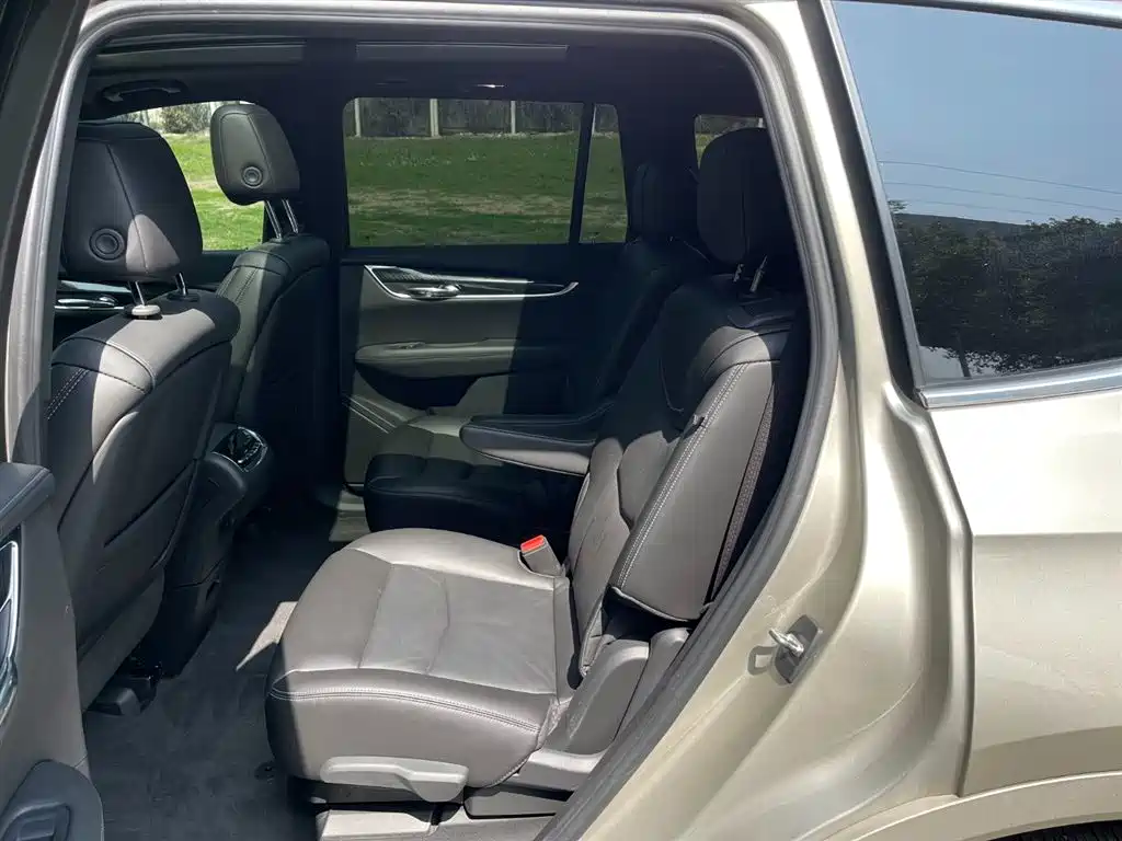 Cadillac XT6 2021 2.0T six-seat four-wheel drive luxury model купить на сайте DeffCars