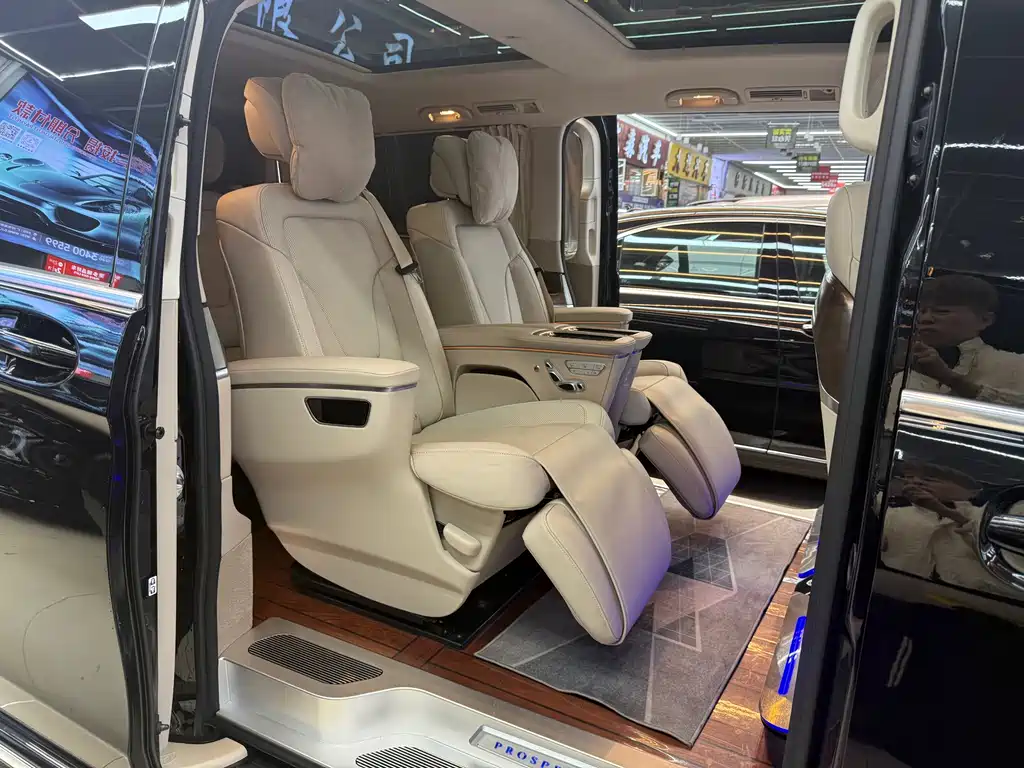 Mercedes-Benz V-Class 2022 V 260 L Long Wheelbase Luxury Edition купить на сайте DeffCars