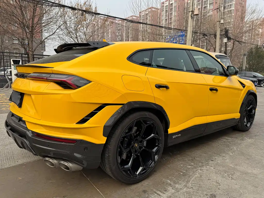 Urus 2022 4.0T V8 Performante купить на сайте DeffCars