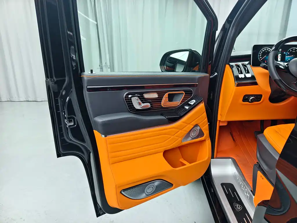 Vito 2024 2.0T Business Edition 7 seats купить на сайте DeffCars