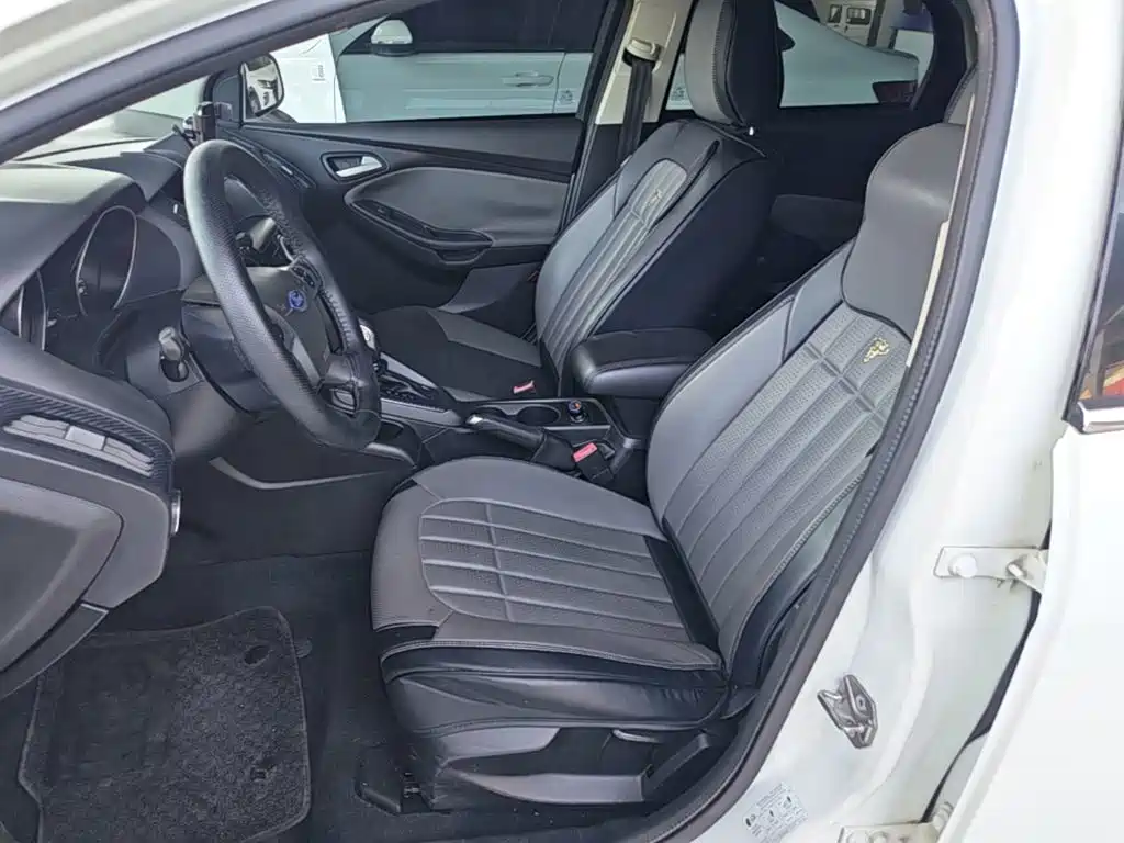Focus 2012 Duplex 1.6L Automatic Comfort Edition купить на сайте DeffCars