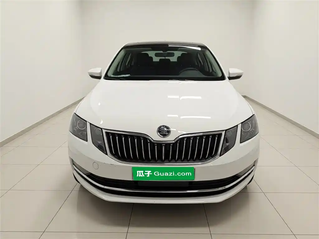 Octavia 2019 TSI230 DSG Smart Deluxe Edition National V купить на сайте DeffCars