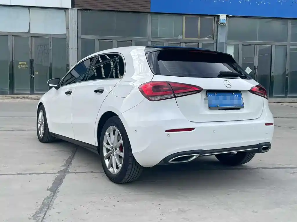 Mercedes-Benz A-Class (Imported) 2022 A 200 Fashion Model купить на сайте DeffCars