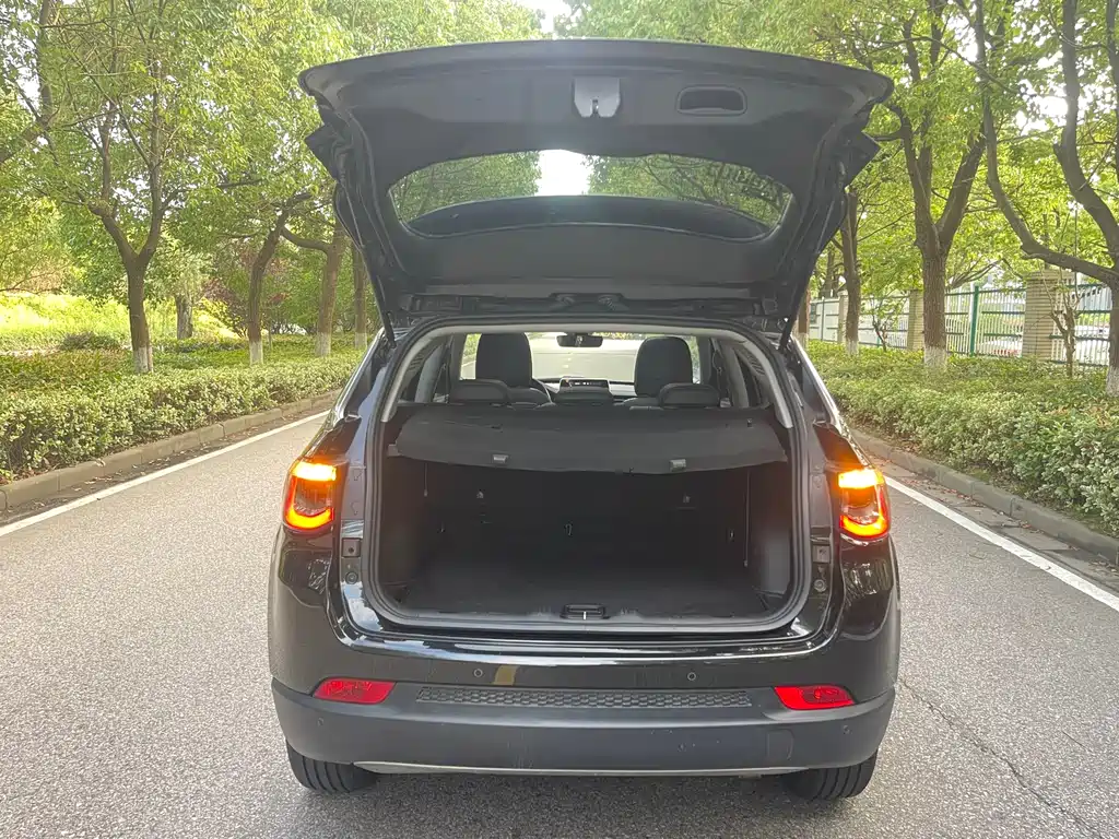 Compass 2021 220T Automatic Elite Edition купить на сайте DeffCars
