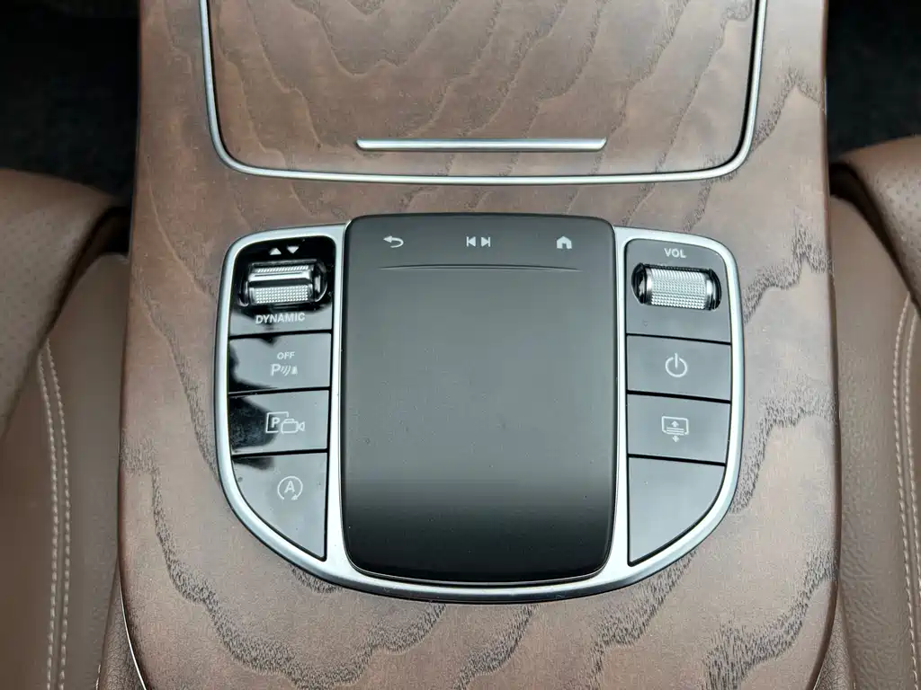 Mercedes-Benz E-Class 2022 E 300 L Luxury Model купить на сайте DeffCars