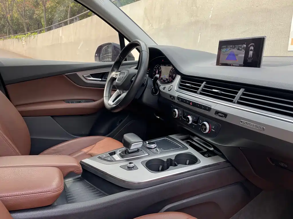Audi Q7 2019 45 TFSI Comfort купить на сайте DeffCars