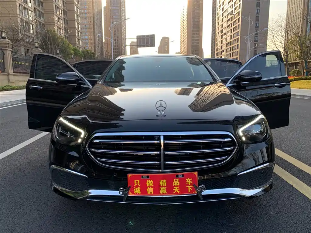 Mercedes-Benz E-Class 2023 E 300 L Fashion купить на сайте DeffCars