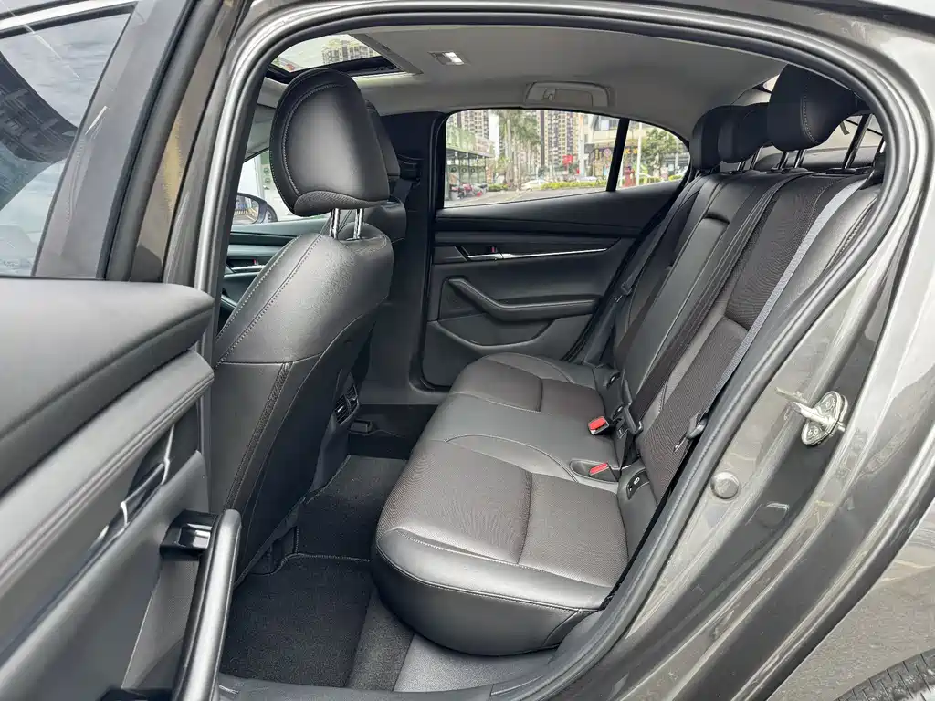 Mazda3 Angkesela 2022 2.0L automatic quality version купить на сайте DeffCars
