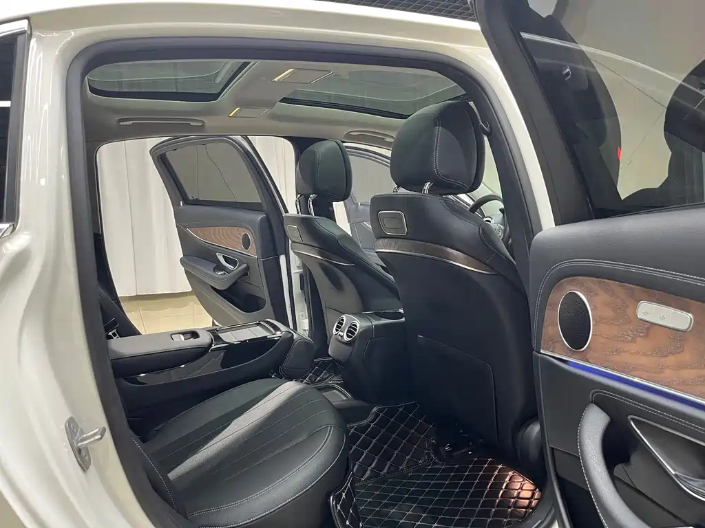 Mercedes-Benz E-Class 2017 E 300 L Luxury Model купить на сайте DeffCars
