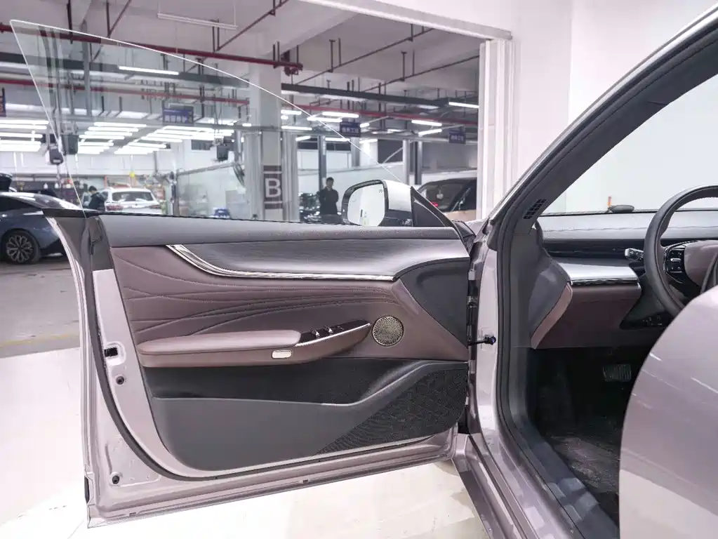 Changan Qiyuan A07 2025 Blue Whale extended range version 230 premium type купить на сайте DeffCars