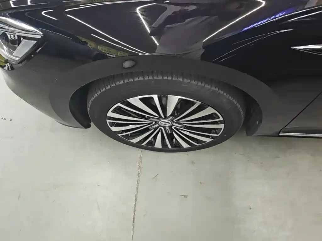 Passat 2020 330TSI Deluxe Edition National VI купить на сайте DeffCars