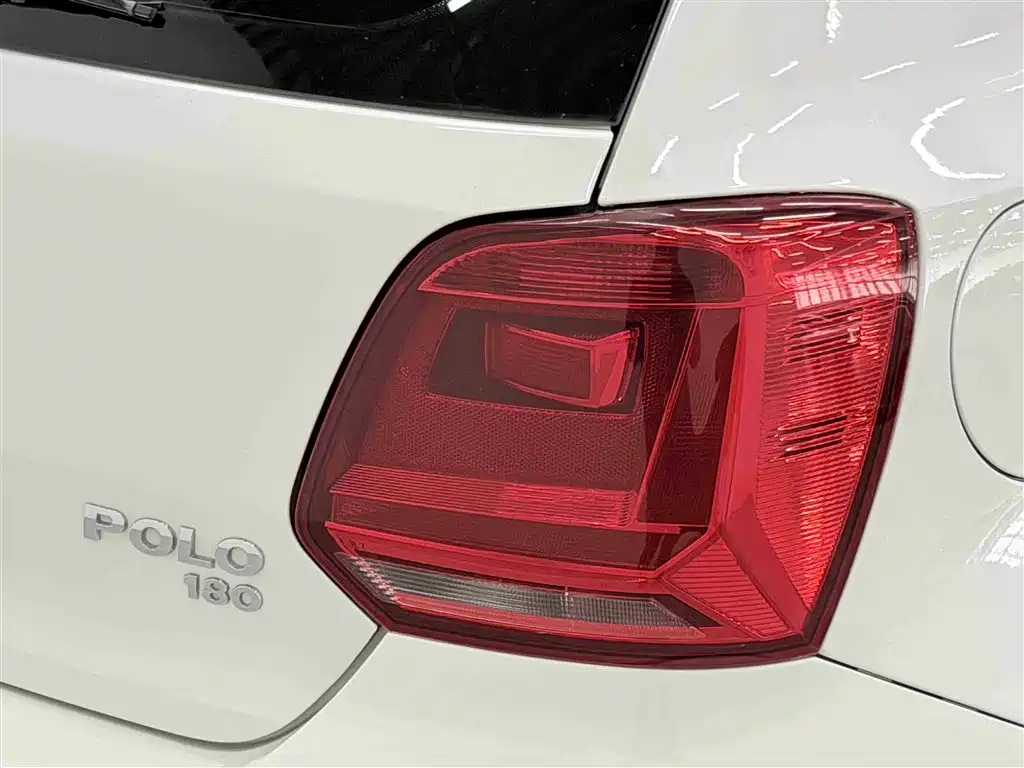Polo 2018 1.5L automatic safe driving model купить на сайте DeffCars