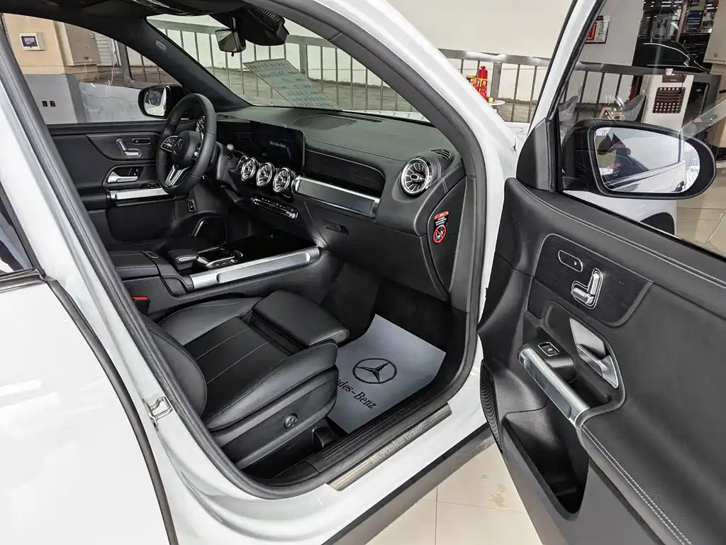 Mercedes GLB 2021款 200 4MATIC купить на сайте DeffCars