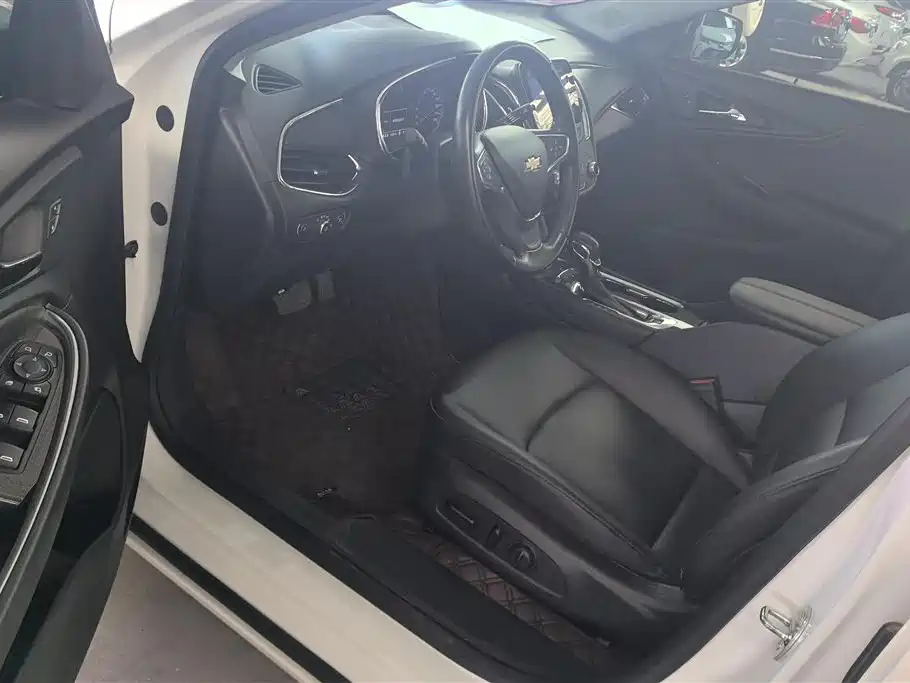 Malibu XL 2022 535T automatic sharp version купить на сайте DeffCars