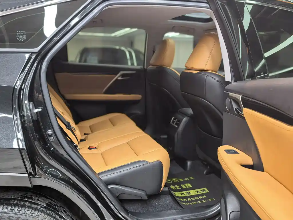 Lexus RX 2020 facelift 300 two-wheel drive elite version купить на сайте DeffCars