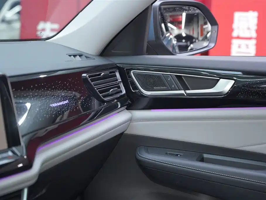 Touron 2024 380TSI four-wheel drive supreme flagship version купить на сайте DeffCars