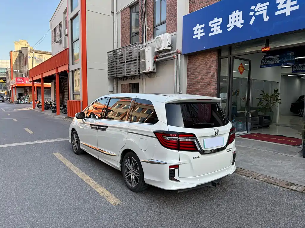 Alison 2019 2.0L Hybrid Deluxe Edition купить на сайте DeffCars