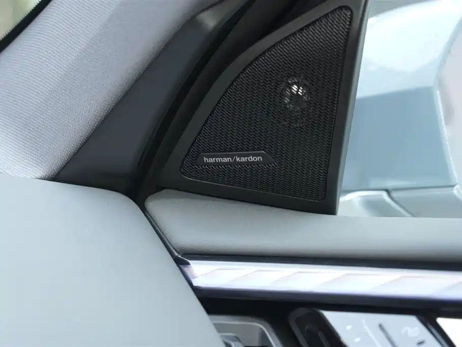 BMW X3 2025 xDrive30L Exclusive M Sports Package купить на сайте DeffCars
