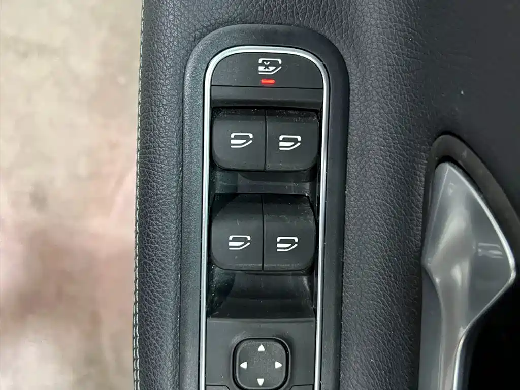 Mercedes-Benz A-Class 2022 facelift A 180 L sports sedan купить на сайте DeffCars
