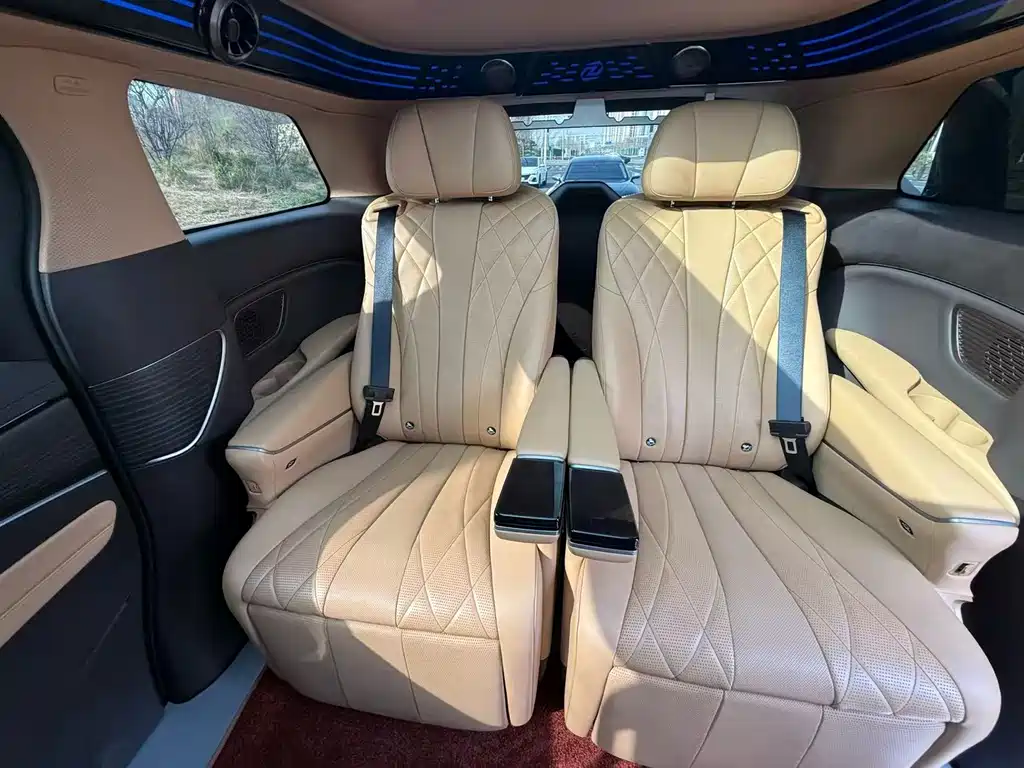 Denza D9 2024 PIONEER four-seater premium version купить на сайте DeffCars