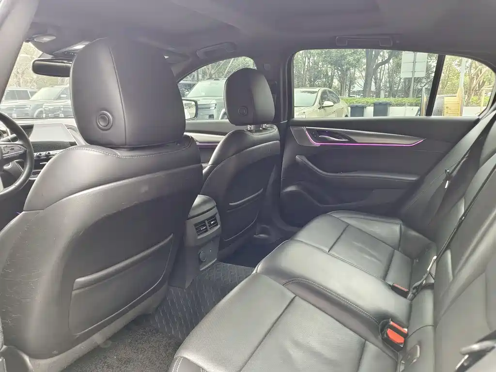 Cadillac CT5 2021 28T luxury model купить на сайте DeffCars