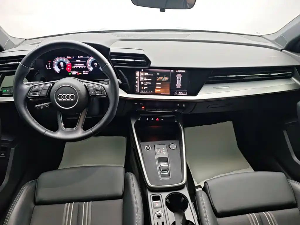Audi A3 2024 Sportback 35 TFSI stylish and sporty купить на сайте DeffCars