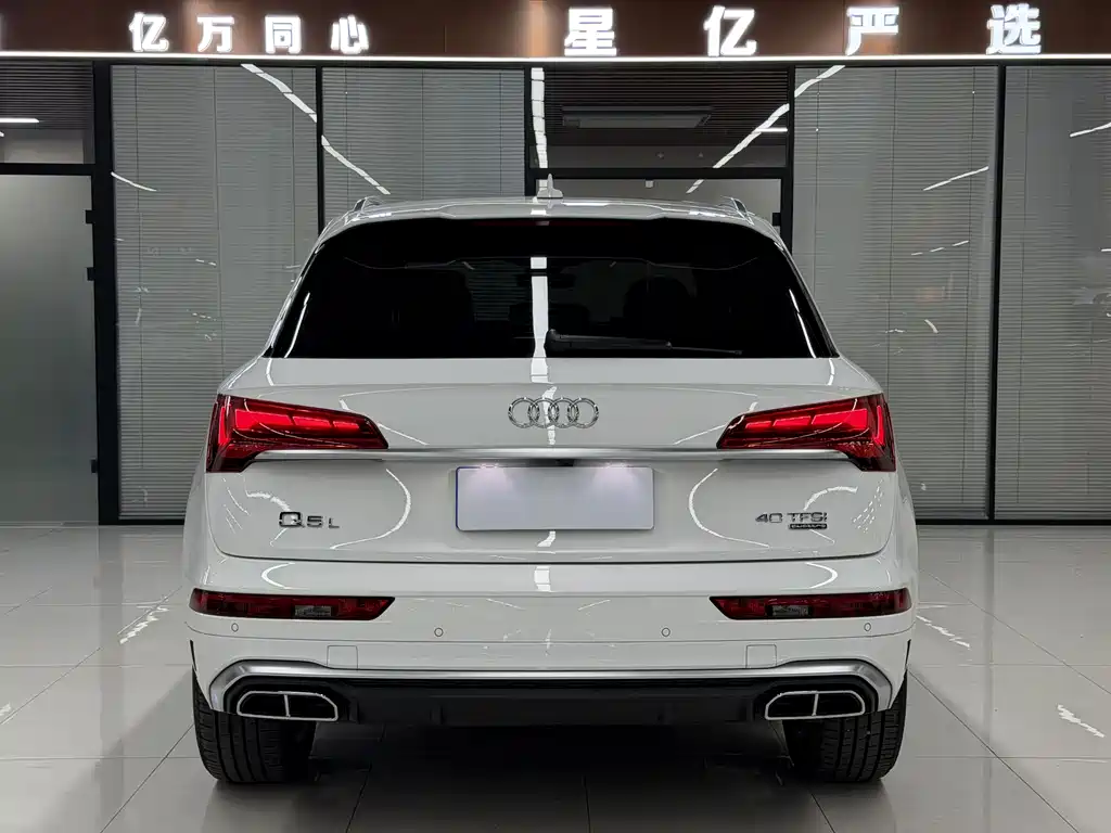 Audi Q5L 2022 facelift 40T luxury and dynamic model купить на сайте DeffCars