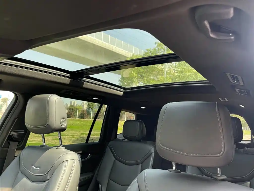 Cadillac XT6 2021 2.0T six-seat four-wheel drive luxury model купить на сайте DeffCars