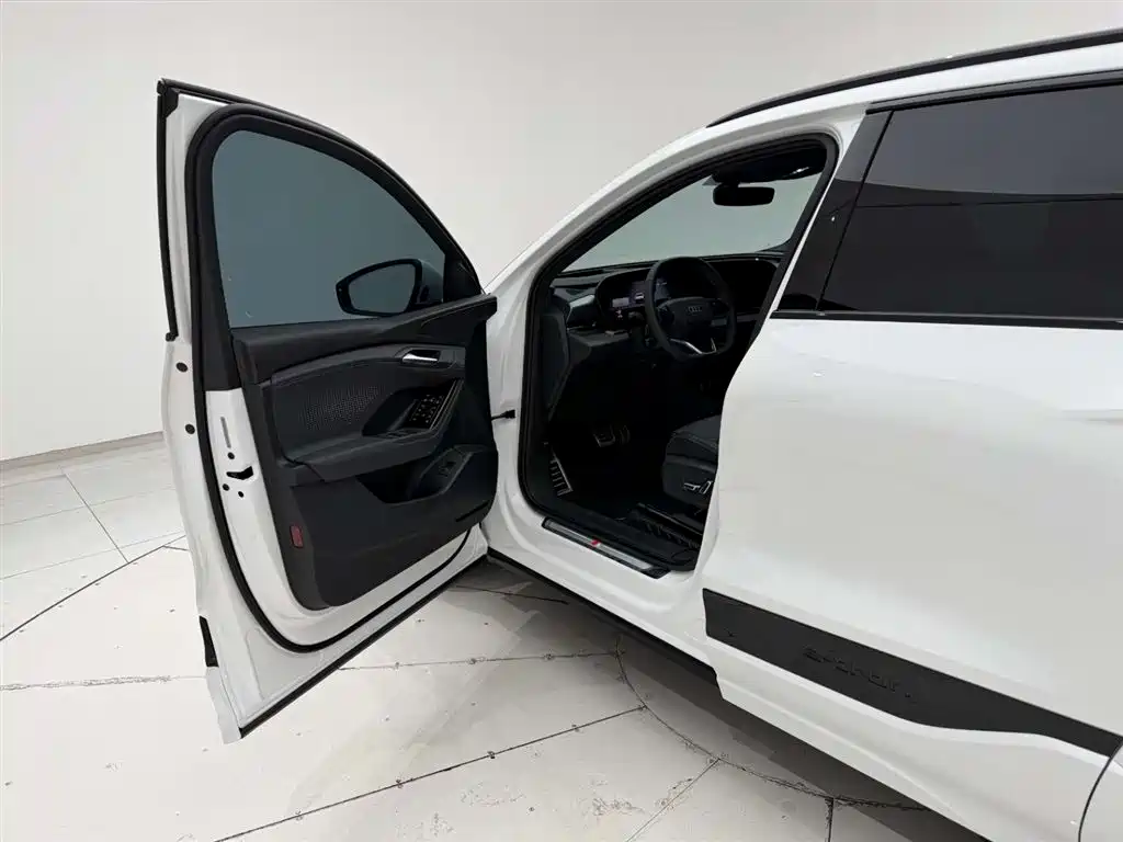 Audi Q6L e-tron 2026 super long range version купить на сайте DeffCars