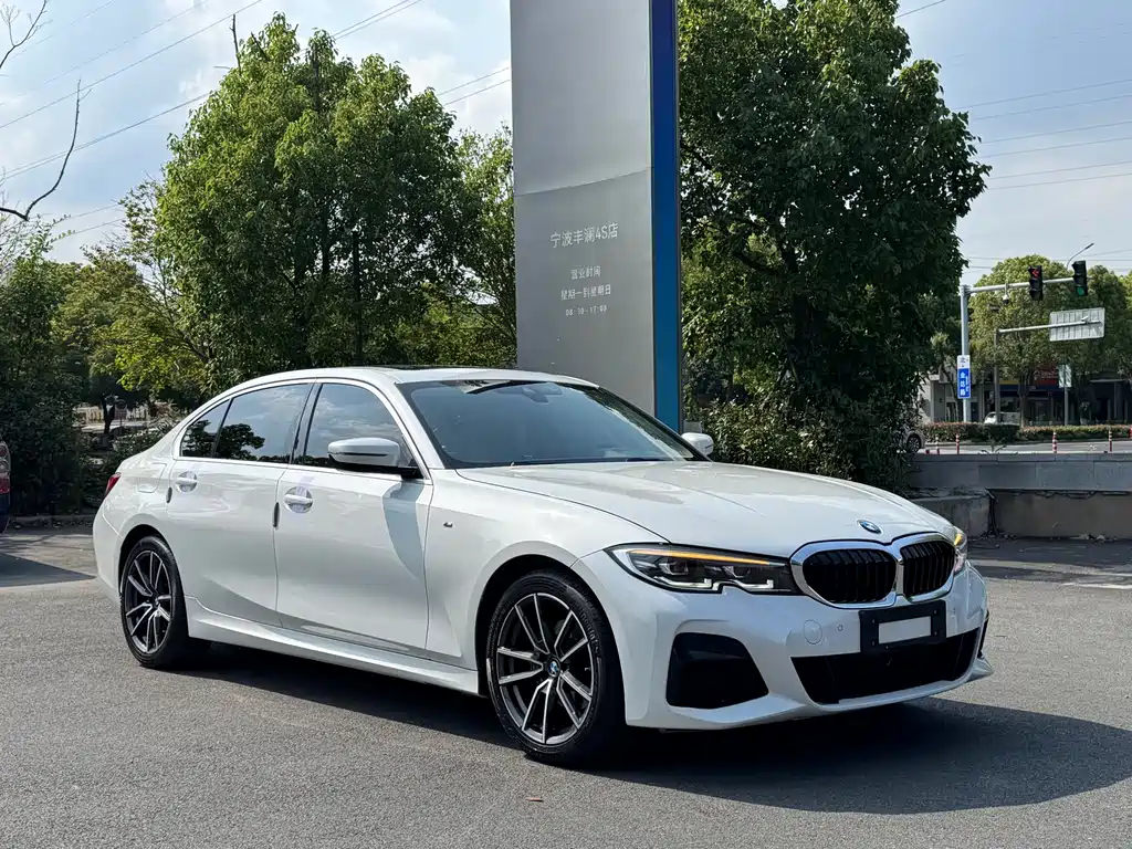 BMW 3 Series 2022 325Li M Sports Package купить на сайте DeffCars