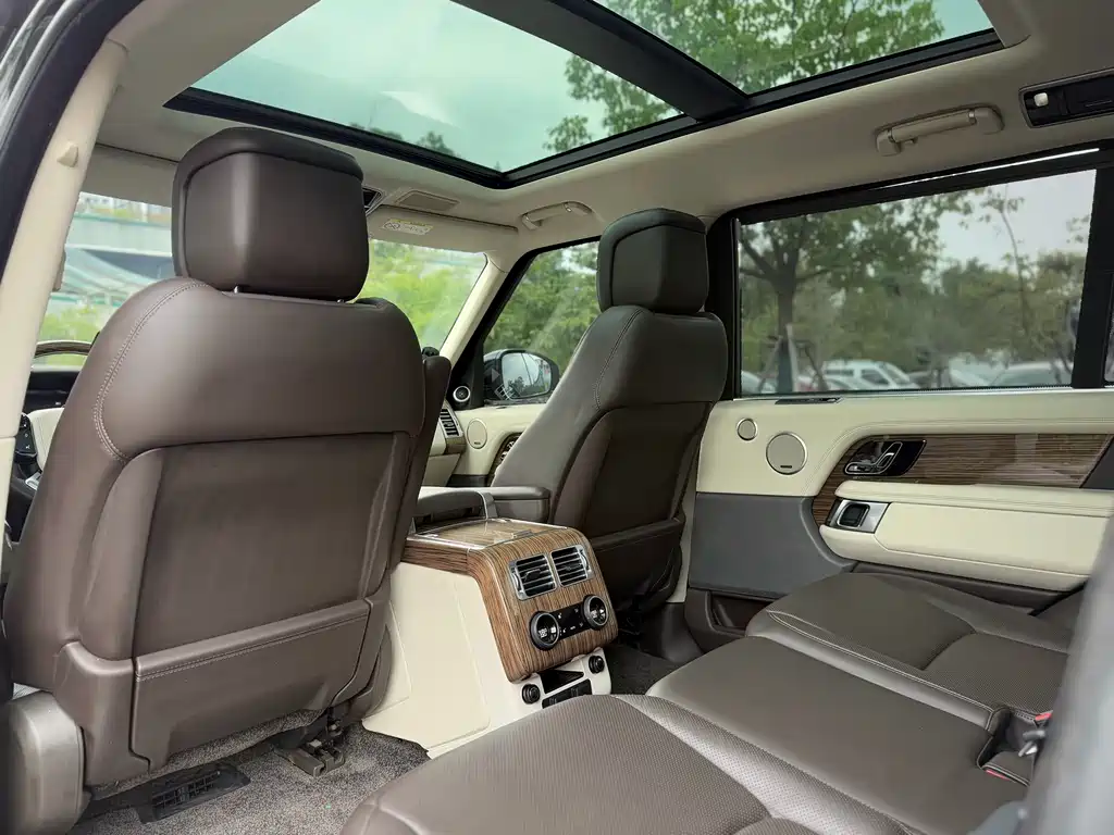 Range Rover 2020 3.0 L6 Legend Extended Edition купить на сайте DeffCars