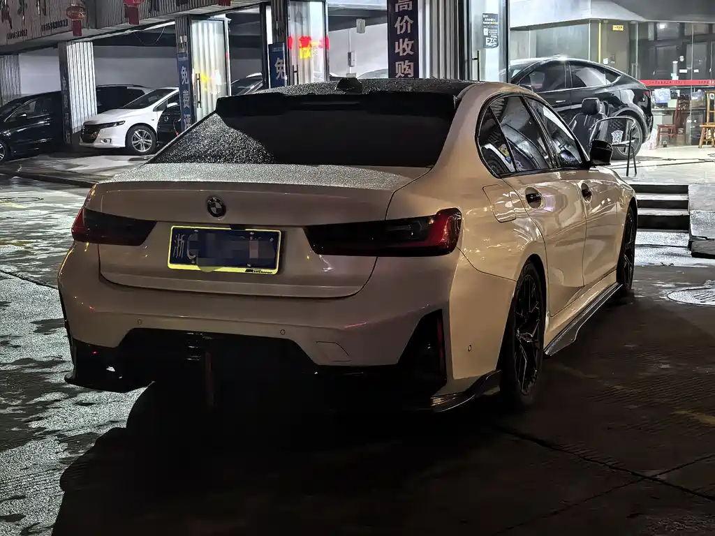 BMW 3 Series 2025 330Li M Sports Night Package купить на сайте DeffCars