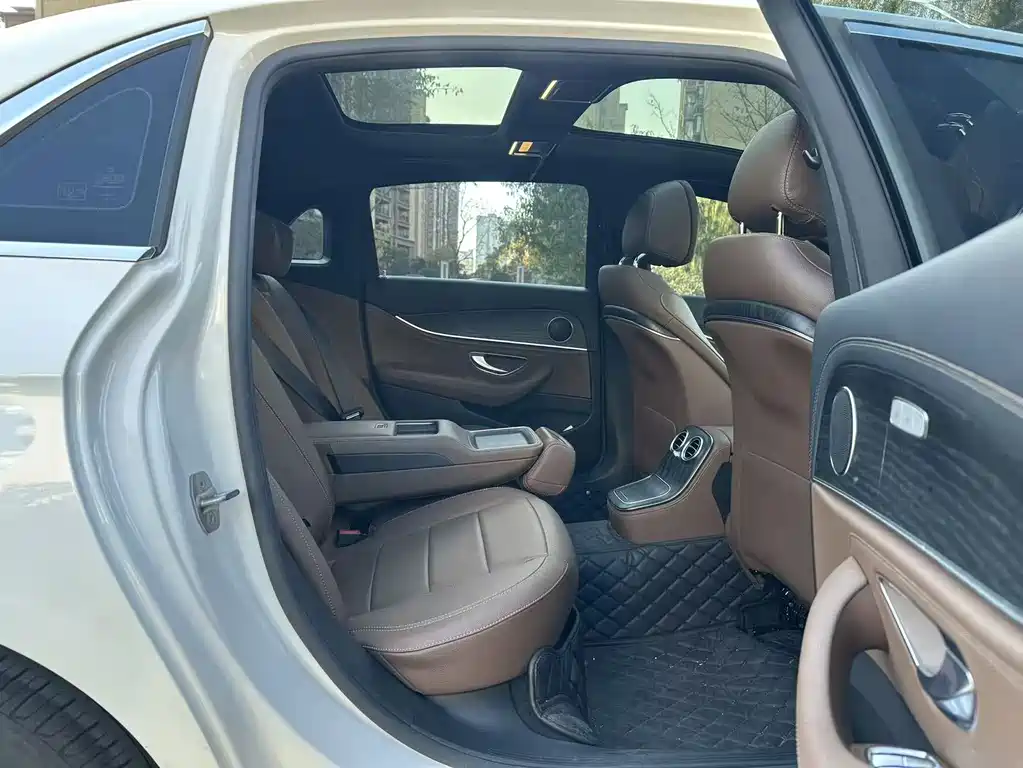 Mercedes-Benz E-Class 2021 facelift E 300 L sporty and stylish купить на сайте DeffCars