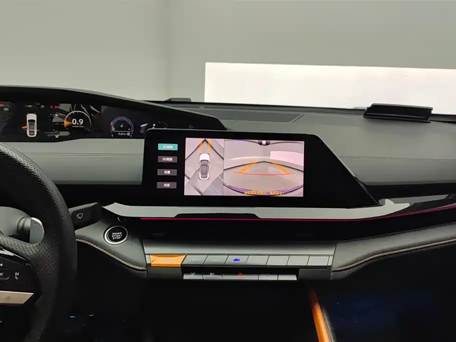 Changan UNI-V 2022 1.5T premium model купить на сайте DeffCars