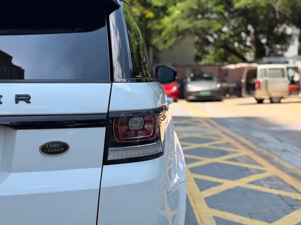 Range Rover Sport 2015 3.0 SC V6 HSE DYNAMIC купить на сайте DeffCars