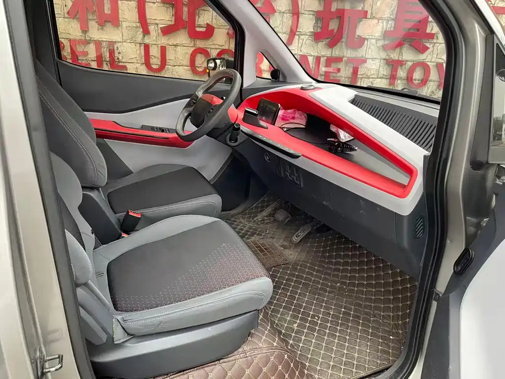 Baojun E200 2019 250KM Smart Edition купить на сайте DeffCars