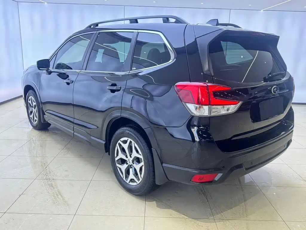 Forester 2022 2.0i AWD Deluxe Edition EyeSight купить на сайте DeffCars