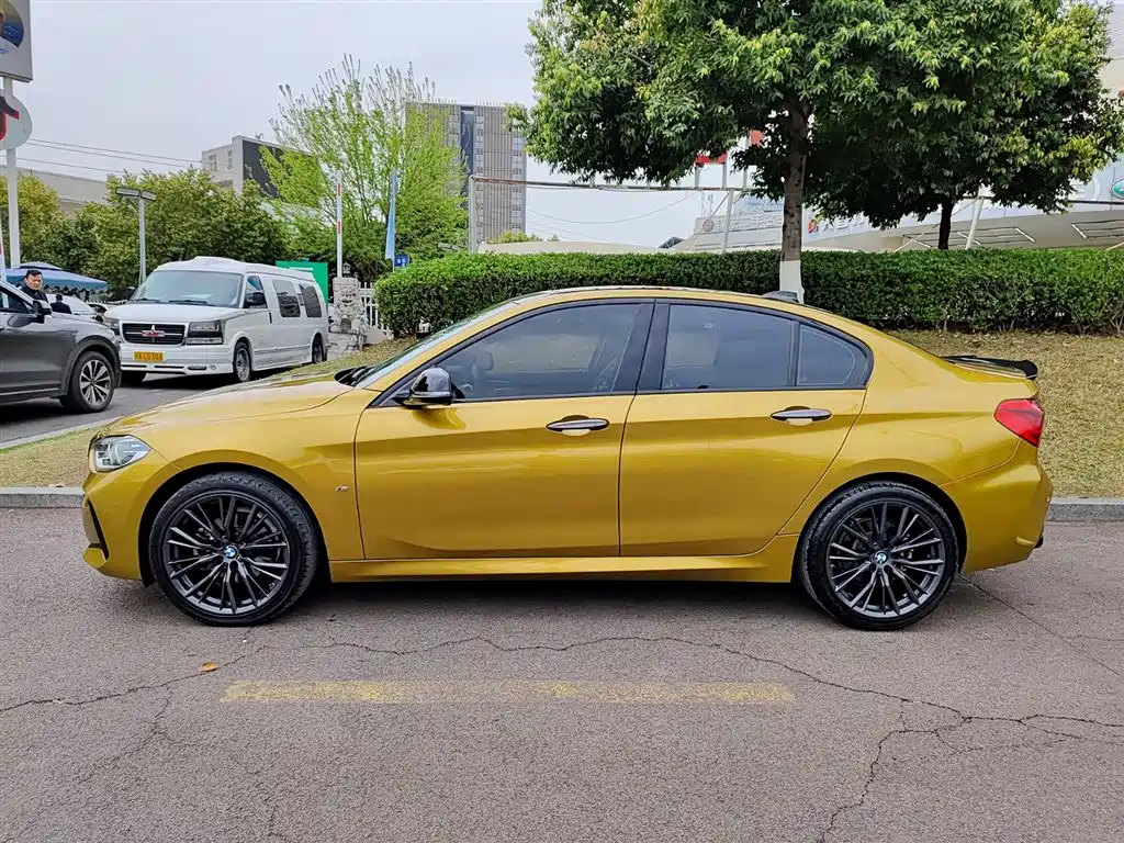 BMW 1 Series 2020 120i M Sports Package купить на сайте DeffCars