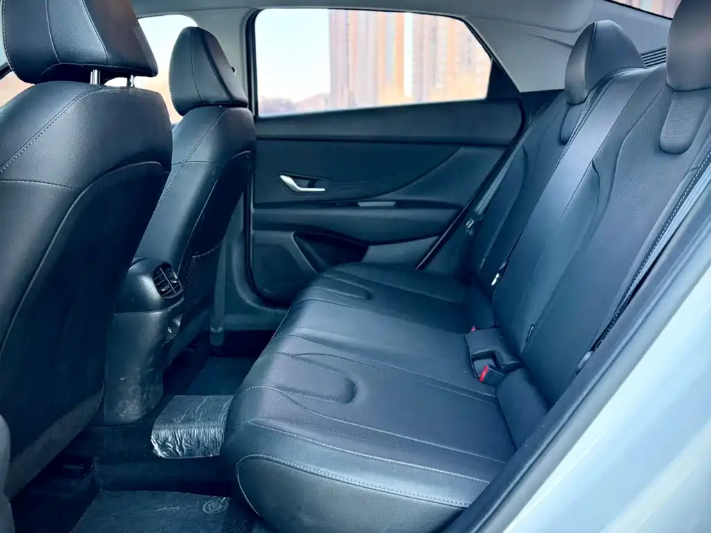 Elantra 2023 1.5L CVT LUX Premium Edition купить на сайте DeffCars