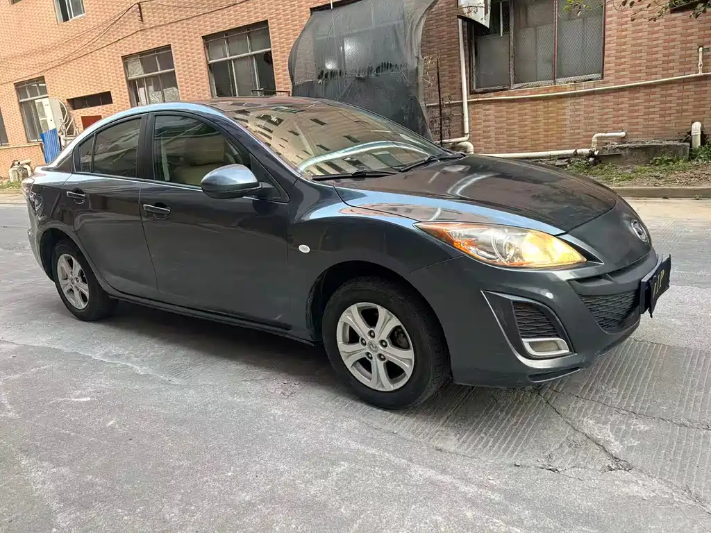 Mazda 3 Star 2011 sedan 1.6L automatic comfort type купить на сайте DeffCars
