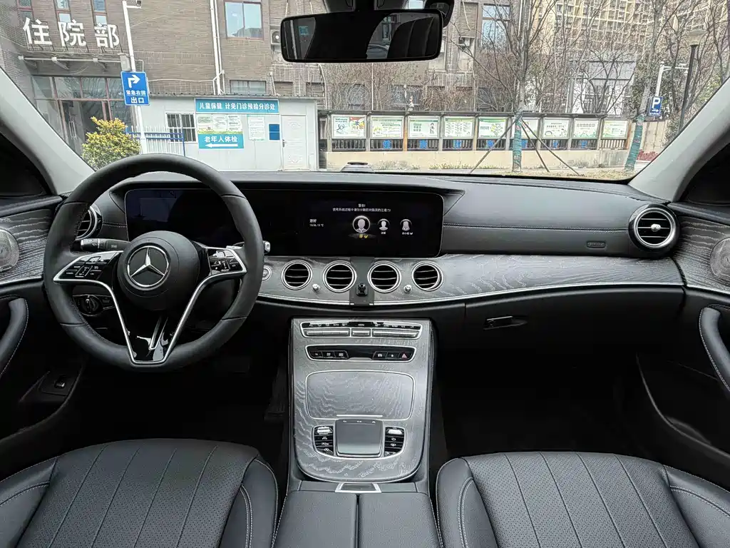 Mercedes-Benz E-Class 2022 E 300 L Luxury Model купить на сайте DeffCars