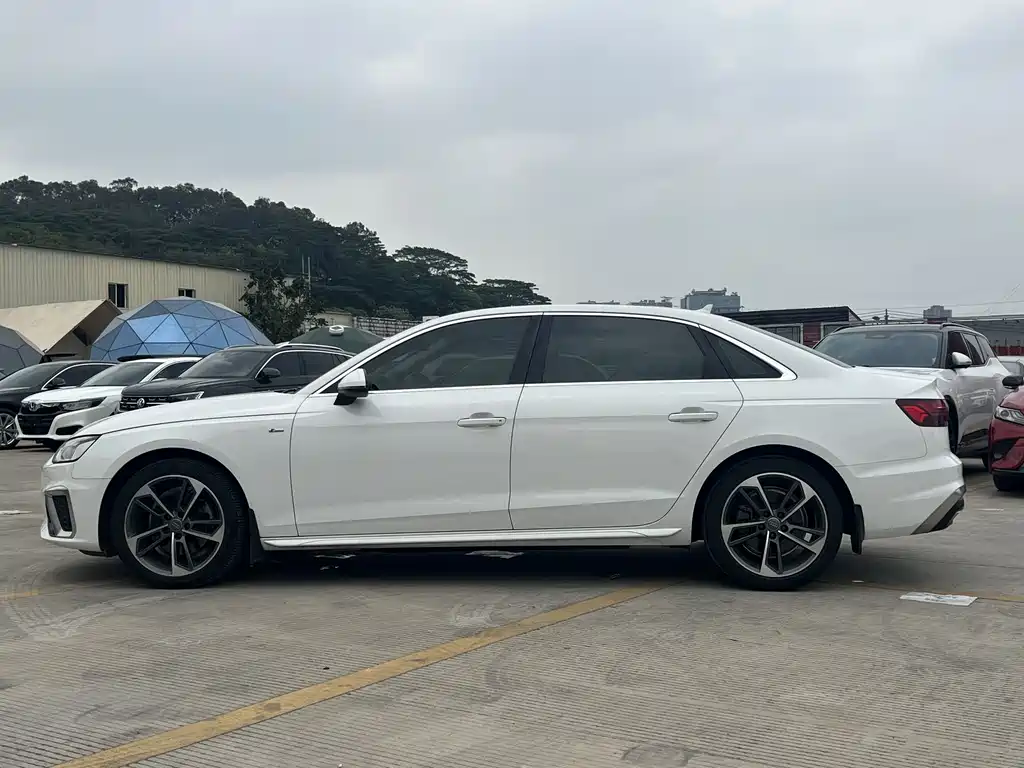 Audi A4L 2020 40 TFSI Fashionable and Dynamic купить на сайте DeffCars
